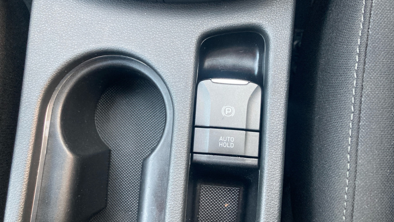 Hyundai KONA 1.6 GDi Hybrid Premium 5dr DCT Hybrid Hatchback